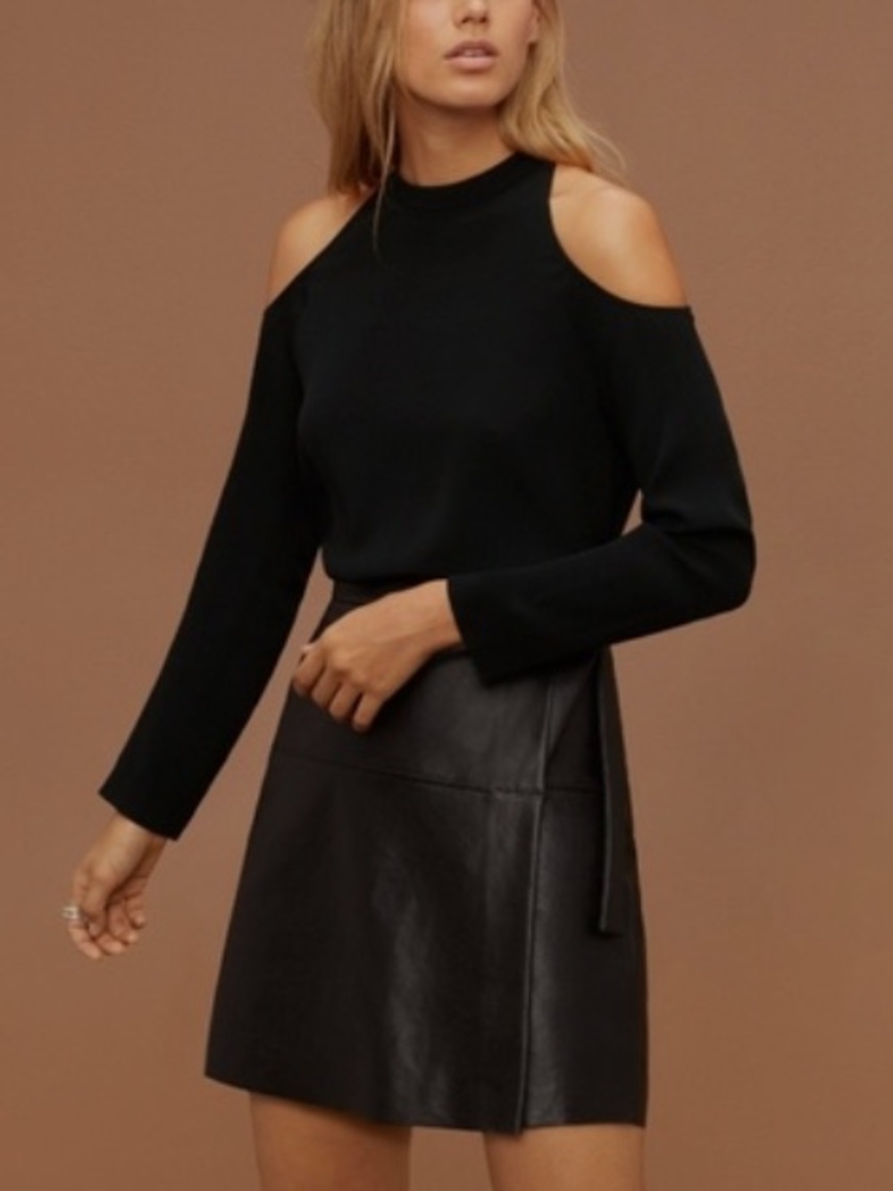 Aritzia Wilfred Free McCall Blouse - Black